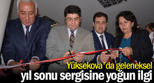 Yüksekova’da geleneksel yıl sonu sergisine yoğun ilgi