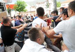 Tokat'ta 30 kişilik gruba linç girimi