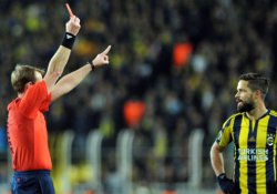 UEFA'dan Diego'ya 3 maç ceza