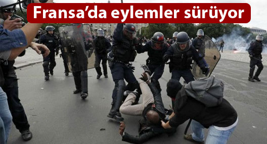 Fransa'da çalışma yasası karşıtı göstericiler ile polis arasında çatışma