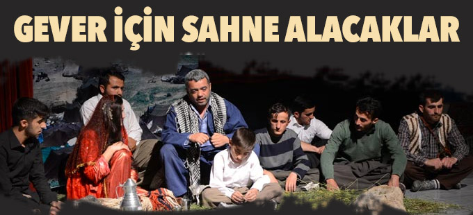 Hakkari'de 'Cembelî û Binevş' oyununa yoğun ilgi