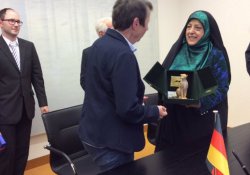 Kadın bakanı erkek zanneden İran basını, ülkeyi ayağa kaldırdı
