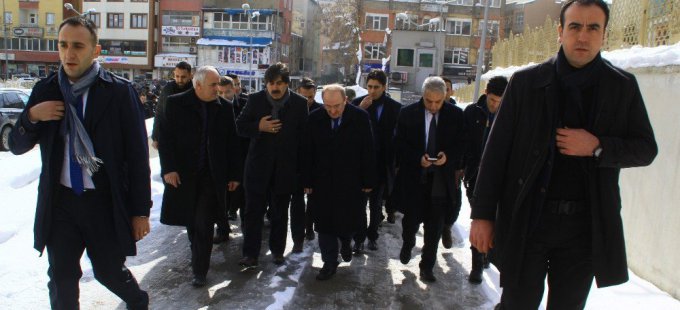 Bakan Yardımcısı Öztürk Hakkari’de