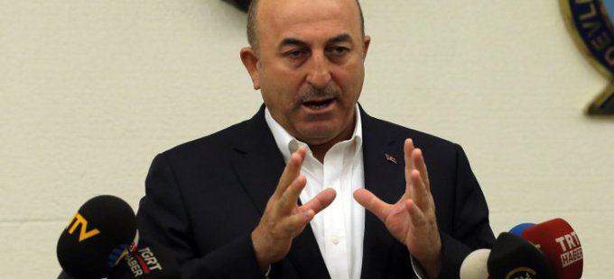 Mevlüt Çavuşoğlu: YPG komünist olmayan 500 bin Kürt'ü sürgün etti