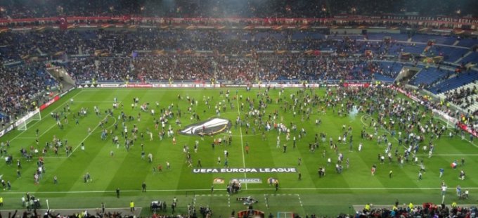 UEFA’dan Beşiktaş ve Lyon'a ağır ceza: Avrupa'dan 1 yıl men