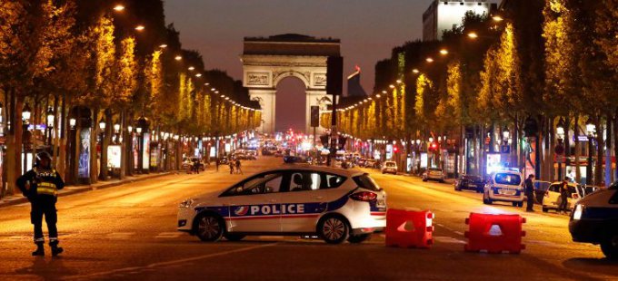 Paris'te silahlı saldırı
