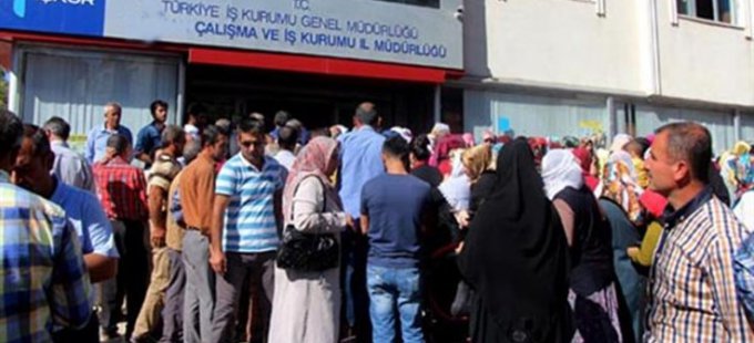 Hükümet elini İşsizlik Fonu'na uzattı