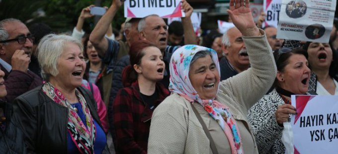 Referandumu protestoya gözaltılar sürüyor