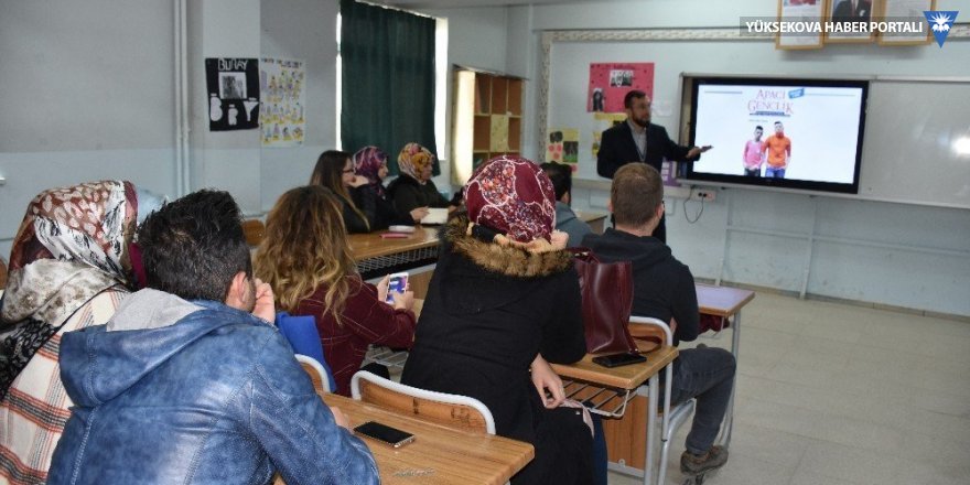 İGEDER’den Yüksekova’daki öğretmenlere eğitim
