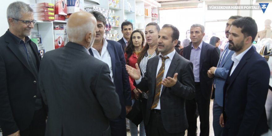 HDP Aday adayları esnafı ziyaret etti