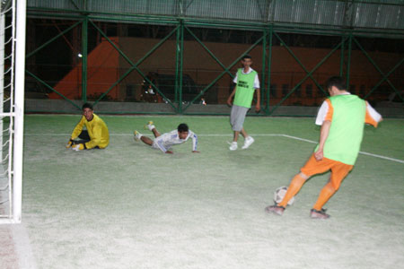 Hakkari turnuvasının ilk maçı başladı 46