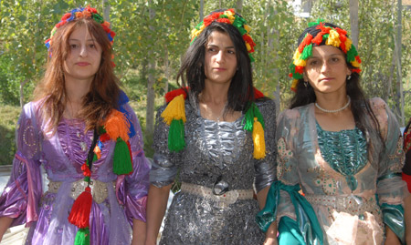 Yüksekova Düğünleri - Foto Galeri - 4 Eylül 2011 19