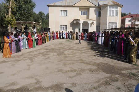 Yüksekova Düğünleri - Foto Galeri - 4 Eylül 2011 57