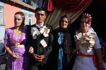 Yüksekova Düğünleri - Foto Galeri - 11 Eylül 2011 135
