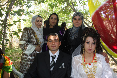 Yüksekova Düğünleri - Foto Galeri - 11 Eylül 2011 49