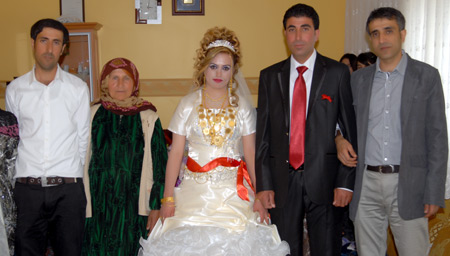 Yüksekova Düğünleri - Foto Galeri - 25  Eylül 2011 186