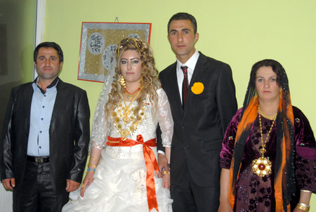 Yüksekova Düğünleri - Foto Galeri - 25  Eylül 2011 190