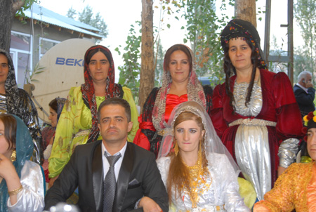 Yüksekova Düğünleri - Foto Galeri - 25  Eylül 2011 243
