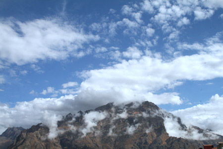 Sümbül Dağını bulutlar sardı 45
