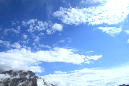 Sümbül Dağını bulutlar sardı 46