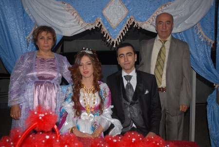 Yüksekova Düğünleri - Foto Galeri - 2 Ekim 2011 110