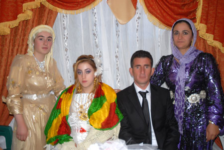 Yüksekova Düğünleri - Foto Galeri - 2 Ekim 2011 132