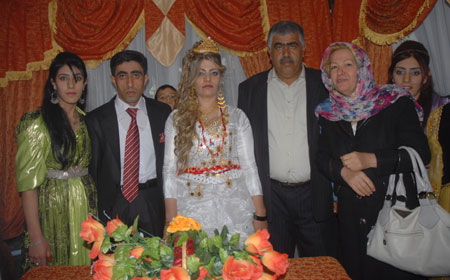 Yüksekova Düğünleri - Foto Galeri - 2 Ekim 2011 162