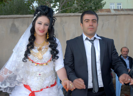 Yüksekova Düğünleri - Foto Galeri - 2 Ekim 2011 190