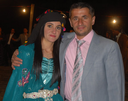 Yüksekova Düğünleri - Foto Galeri - 2 Ekim 2011 231