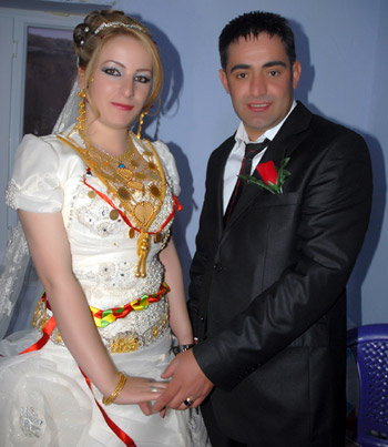 Yüksekova Düğünleri - Foto Galeri - 2 Ekim 2011 35
