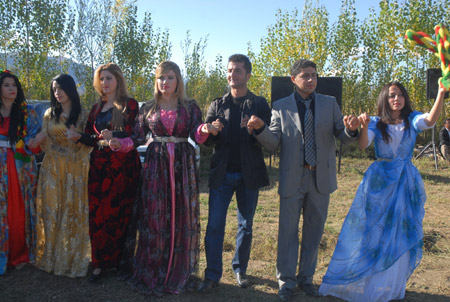 Yüksekova Düğünleri - Foto Galeri - 2 Ekim 2011 66
