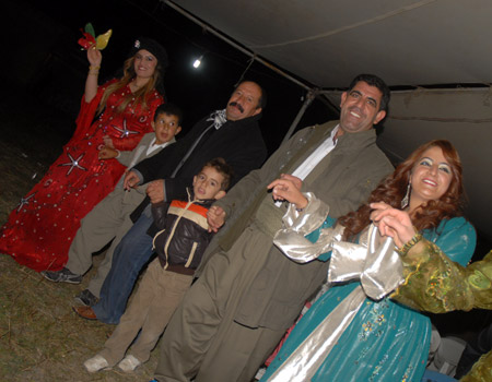 Yüksekova Düğünleri - Foto Galeri - 8 Ekim 2011 167