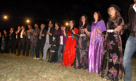 Yüksekova Düğünleri - Foto Galeri - 8 Ekim 2011 182