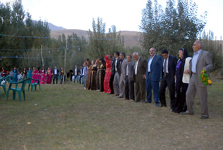 Yüksekova Düğünleri - Foto Galeri - 8 Ekim 2011 32