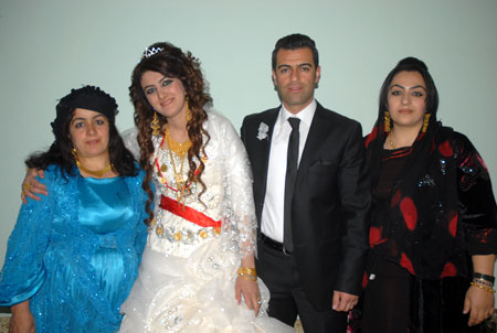 Yüksekova Düğünleri - Foto Galeri - 8 Ekim 2011 55
