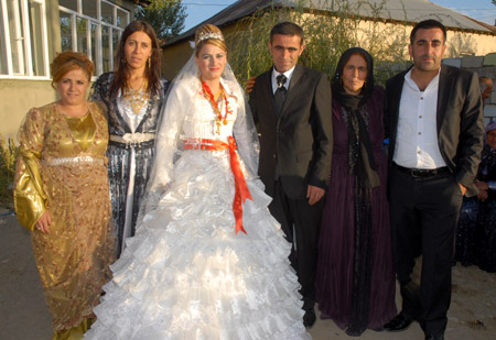 Yüksekova Düğünleri - Foto Galeri - 8 Ekim 2011 84
