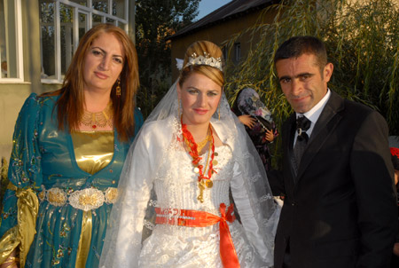 Yüksekova Düğünleri - Foto Galeri - 8 Ekim 2011 85
