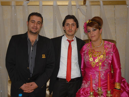 Yüksekova Düğünleri 10-16 Ekim 2011 104