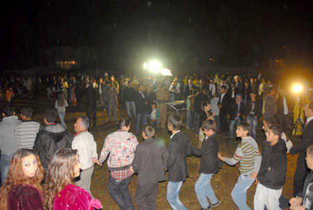 Yüksekova Düğünleri 10-16 Ekim 2011 117