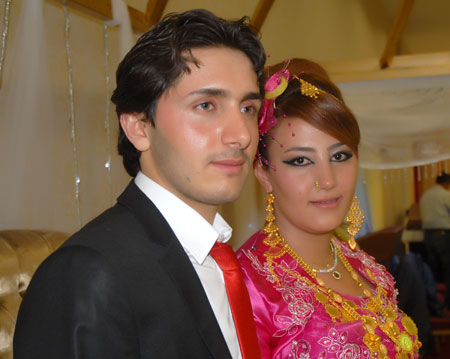 Yüksekova Düğünleri 10-16 Ekim 2011 43