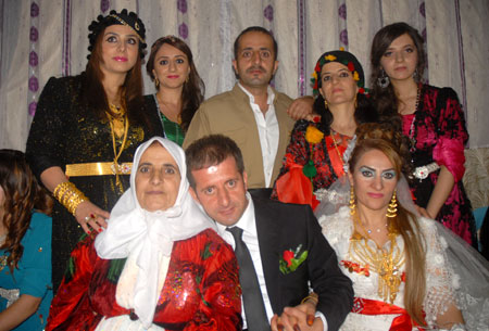 Yüksekova Düğünleri 10-16 Ekim 2011 76