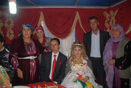 Yüksekova Düğünleri - Foto Galeri - 22 Ekim 2011 105