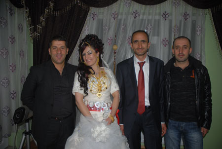 Yüksekova Düğünleri - Foto Galeri - 22 Ekim 2011 157