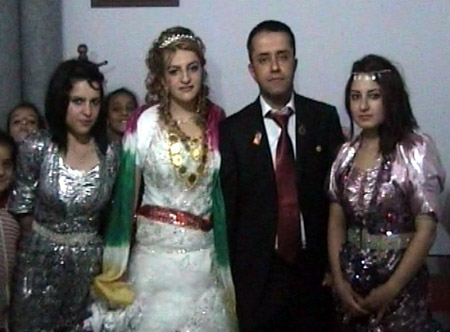 Yüksekova Düğünleri 29-30 Ekim 2011 104