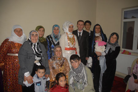 Yüksekova Düğünleri 29-30 Ekim 2011 58