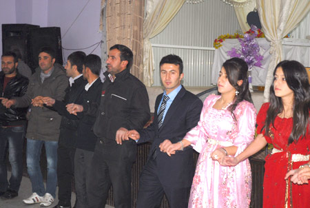 Yüksekova Düğünleri 12-13 Kasım 2011 15