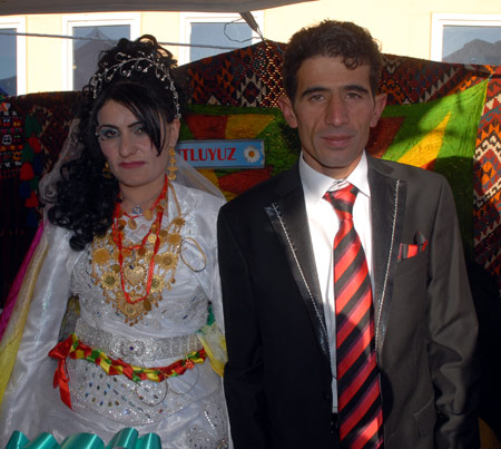 Yüksekova Düğünleri 12-13 Kasım 2011 2