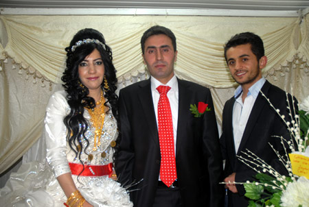Yüksekova Düğünleri 12-13 Kasım 2011 50