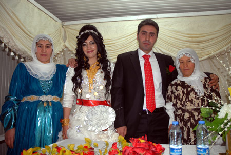 Yüksekova Düğünleri 12-13 Kasım 2011 54