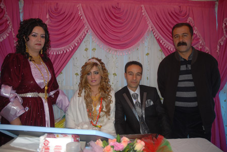 Yüksekova Düğünleri 19-20 Kasım 2011 18